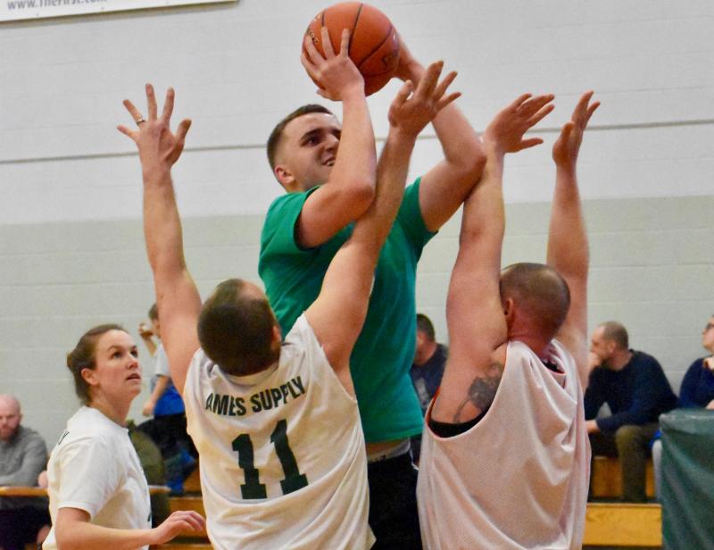 Six teams vie for Wiscasset Rec adult hoop title Wiscasset Newspaper